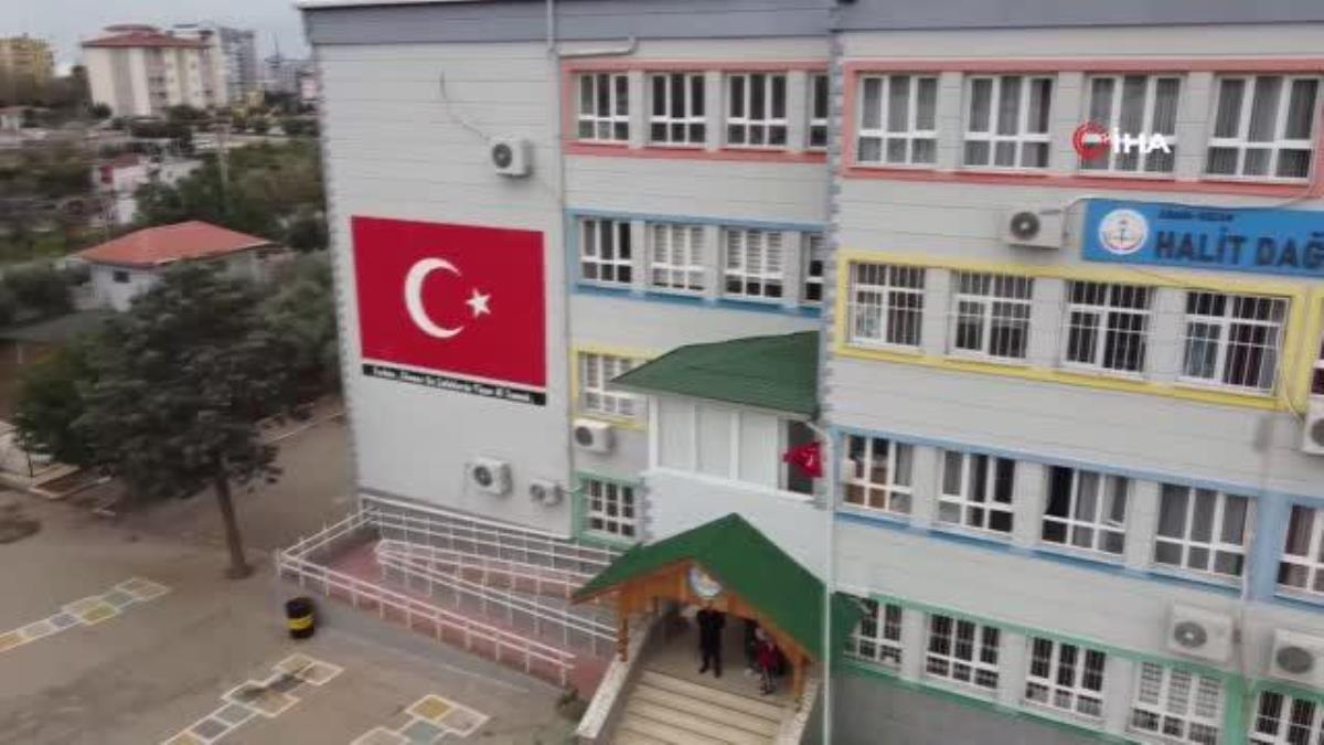 Adana'da öğrenciler için sarsıntı tatbikatı