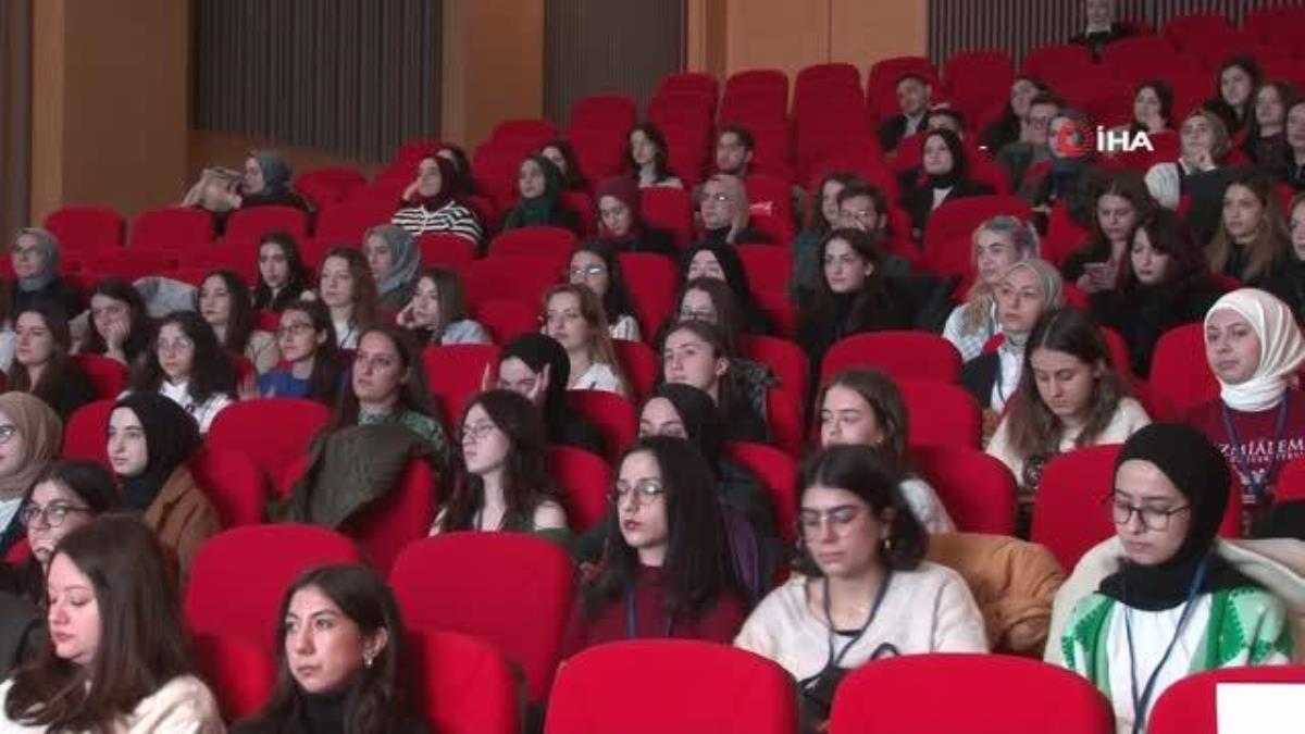 Altınbaş Üniversitesi öğrencilerinden eczacılık kongresi
