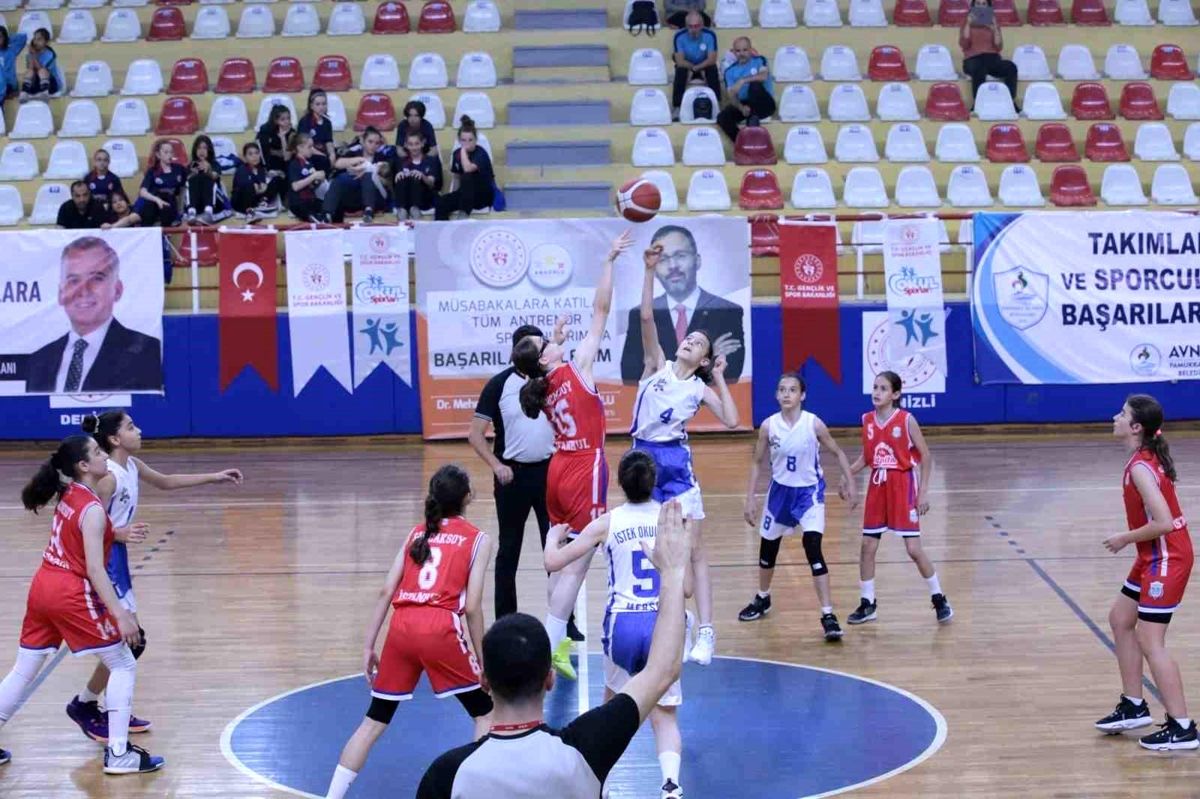 Basketbol bölgesel maçları Denizli'nin mesken sahipliğinde yapılacak
