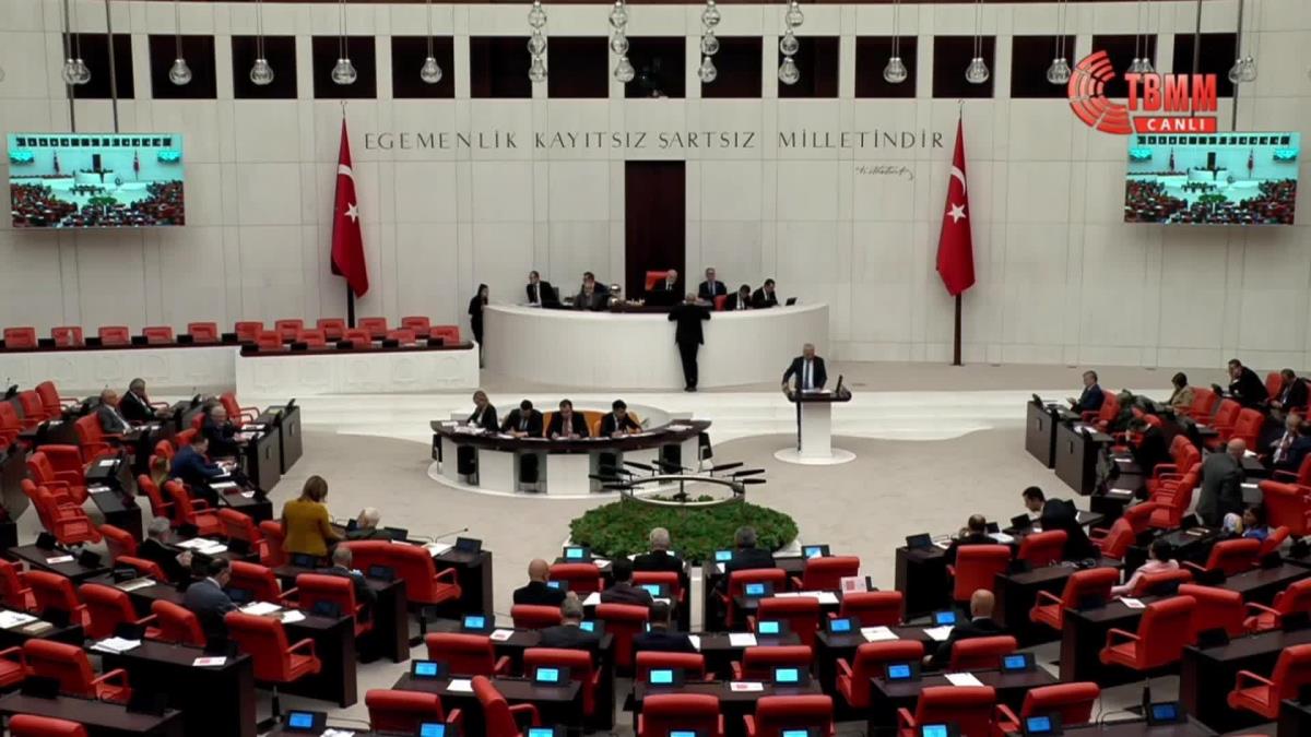 CHP'nin "Deprem Bölgesindeki Molozların Dökülmesinin Etrafa ve Canlılara Verdiği Ziyanların Araştırılması" Önerisi AKP ve MHP Oylarıyla Reddedildi