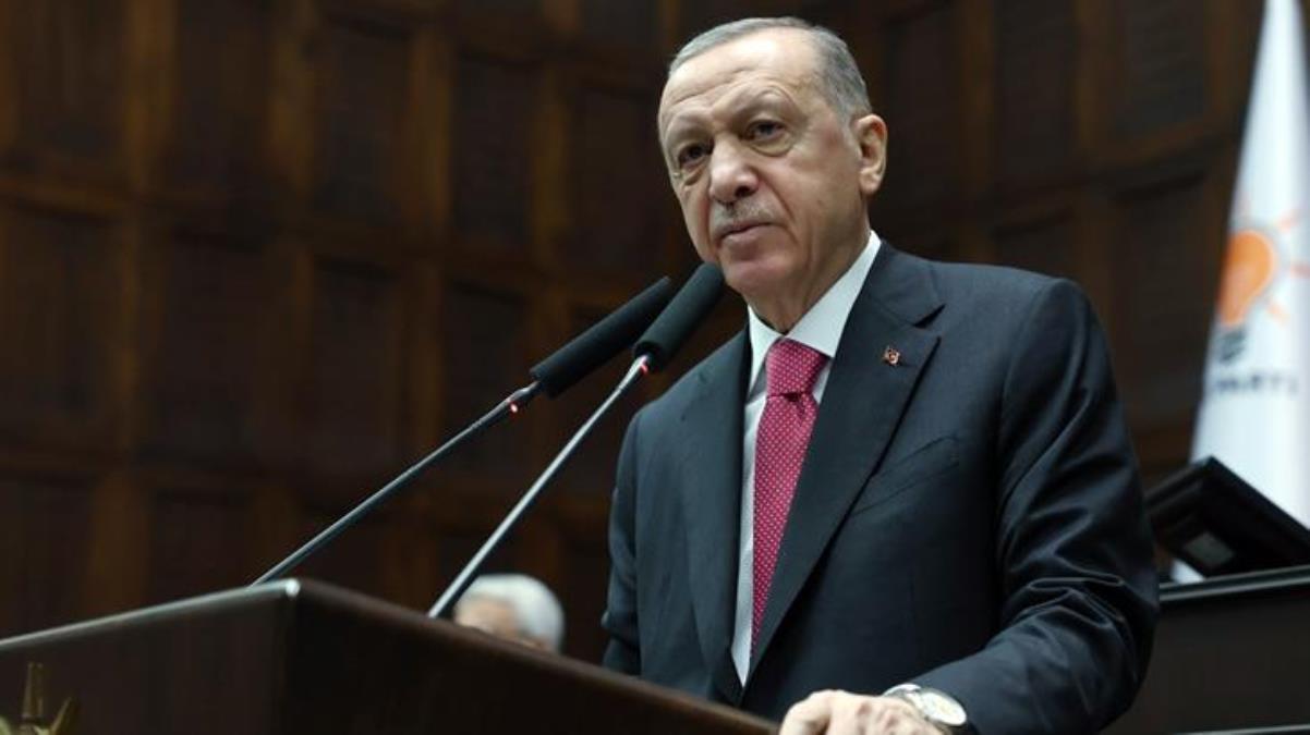 Cumhurbaşkanı Erdoğan: Yıkıntılar altında kalan vatandaşlarımız ve yakınları serzenişlerinde sonuna kadar haklı
