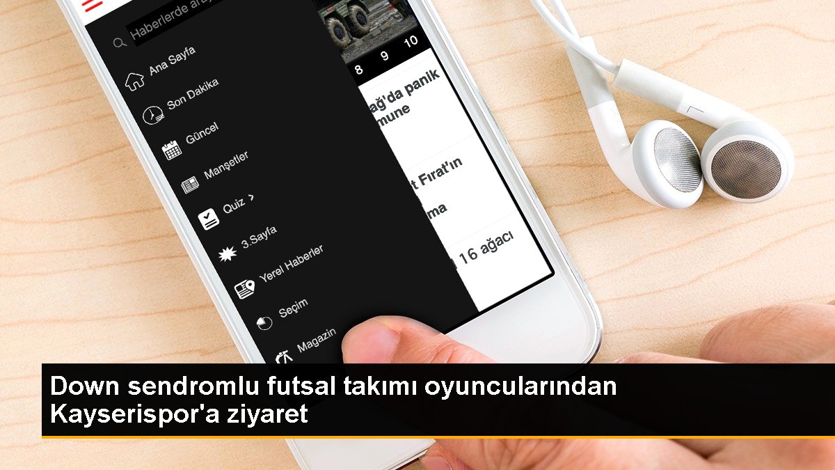 Down sendromlu futsal kadrosu oyuncularından Kayserispor'a ziyaret
