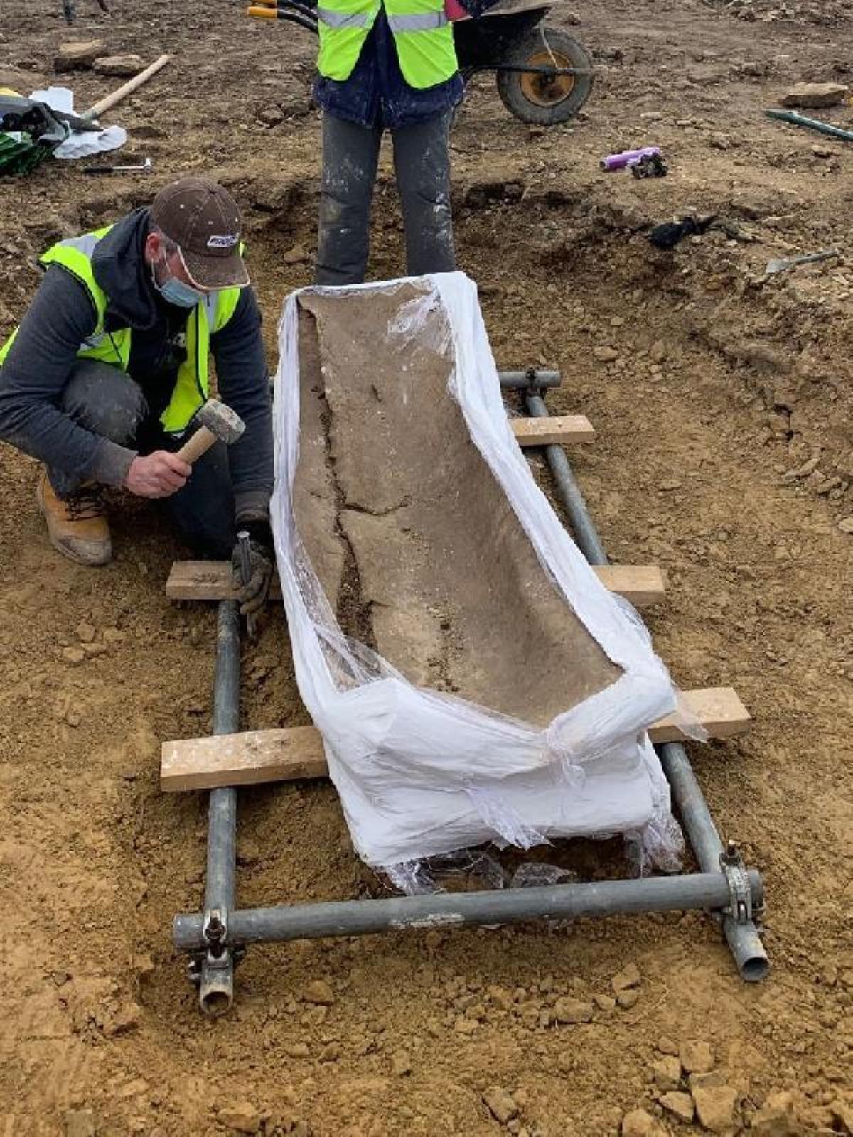 İngiltere'de kurşun lahitte Romalı bir aristokratın iskelet kalıntıları bulundu