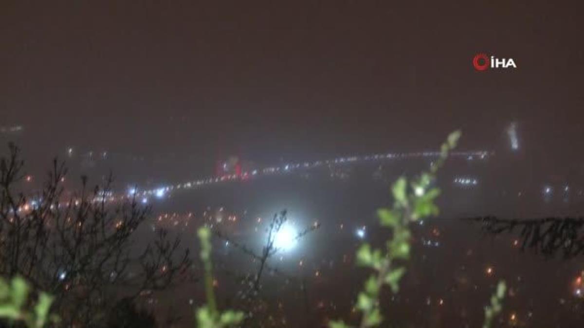 İstanbul'da akşam saatlerinde ağır sis tesirli oldu