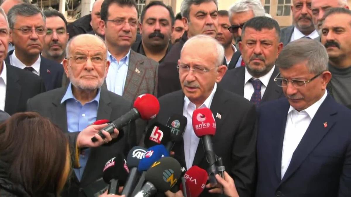 Kılıçdaroğlu, Zelzele Bölgesi Malatya'da: "Deprem Neslinde Yeni Bir Anlayışın Hakim Olması Gerekiyor.