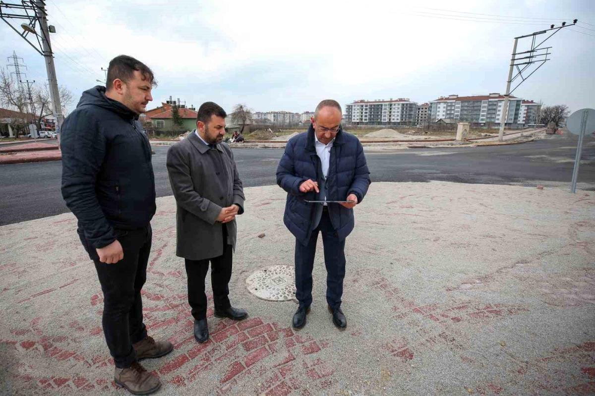 Lider Kavuş, Meram'ın yeni caddelerinde incelemelerde bulundu