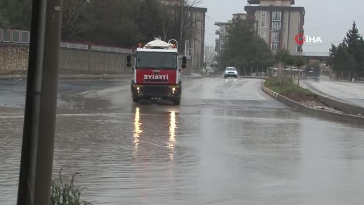 Sarsıntı bölgesinde yağış tesirli oldu
