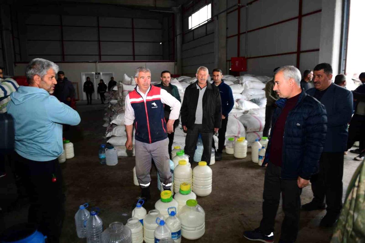 Yeşilyurt'te afetzede süt üreticilerine belediye takviyesi