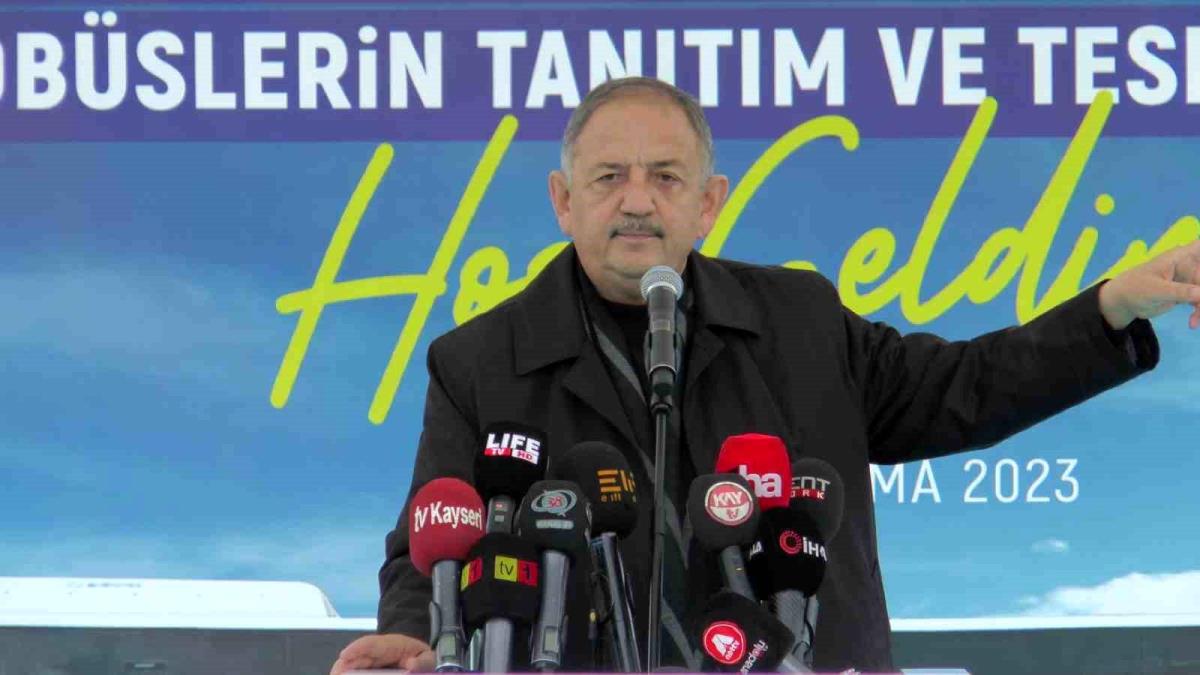 AK Partili Özhaseki: "Bunlar yolda karşılaşsa birbirine selam vermez, adeta birbirine benzemezler çetesi"