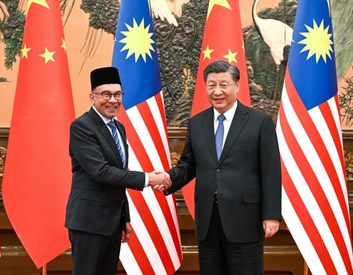Çin Cumhurbaşkanı Xi, Malezya Başbakanı İbrahim ile Görüştü