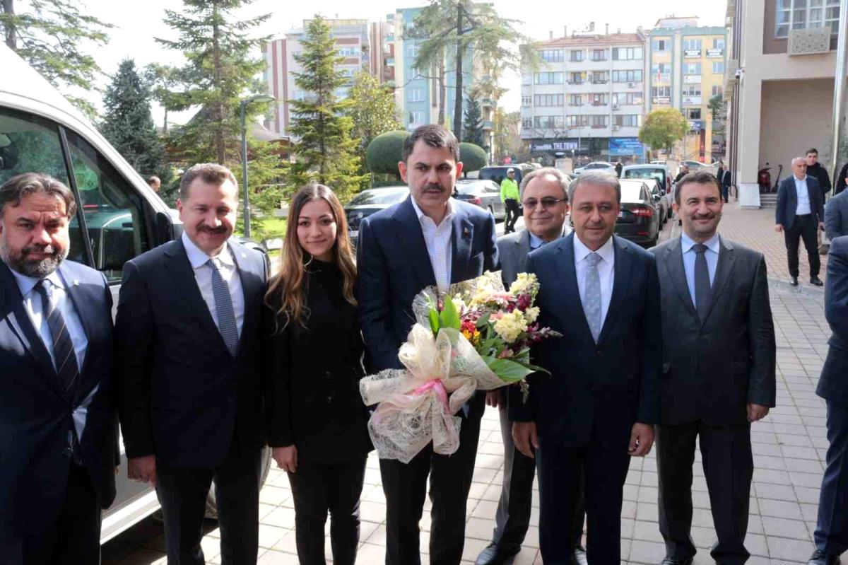 Etraf, Şehircilik ve İklim Değişikliği Bakanı Murat Kurum Balıkesir'de