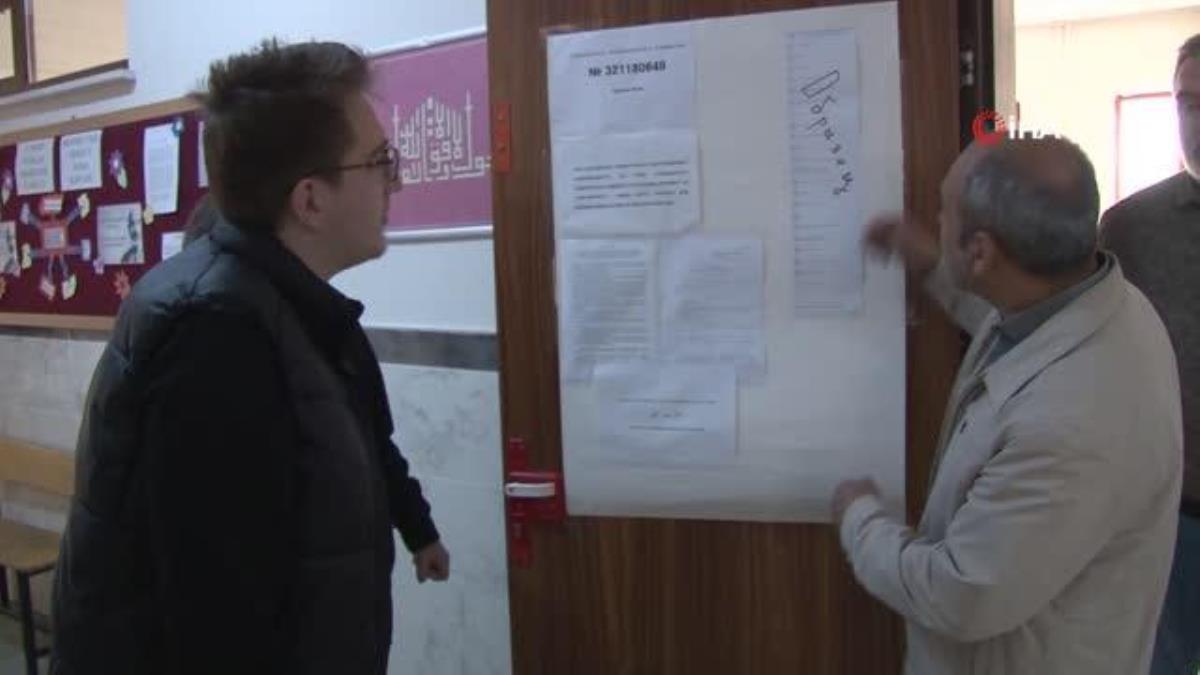 Konya'da ikili vatandaşlar Bulgaristan seçimleri için sandık başına gitti