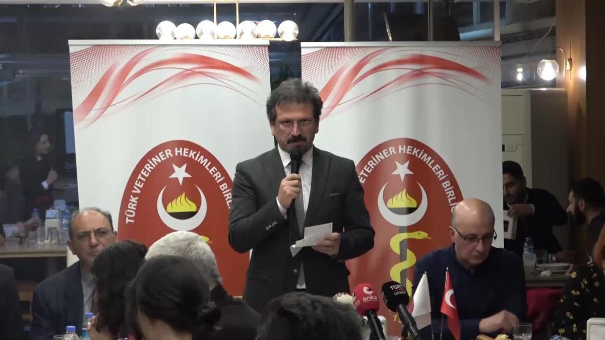 Türk Veteriner Doktorlar Birliği Merkez Kurul Lideri Murat Arslan: "200 Civarında Veteriner Tabip Yurt Dışına Gitti"