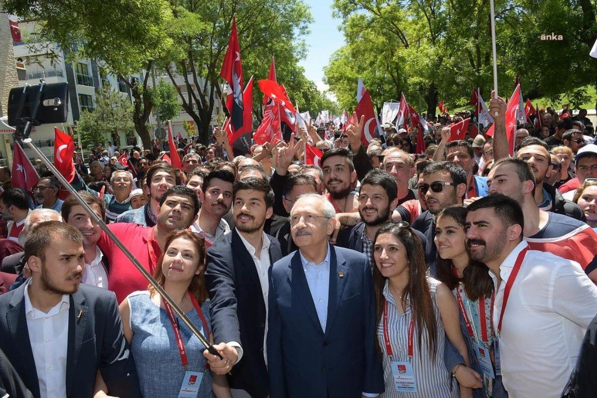Avrupa Sosyalistler Partisi: "Muhalefet Partilerinin Saygın ve Şefkatli Bir Önder Olan Kemal Kılıçdaroğlu'nun Gerisinde Birleşmesini Sonuna Kadar...