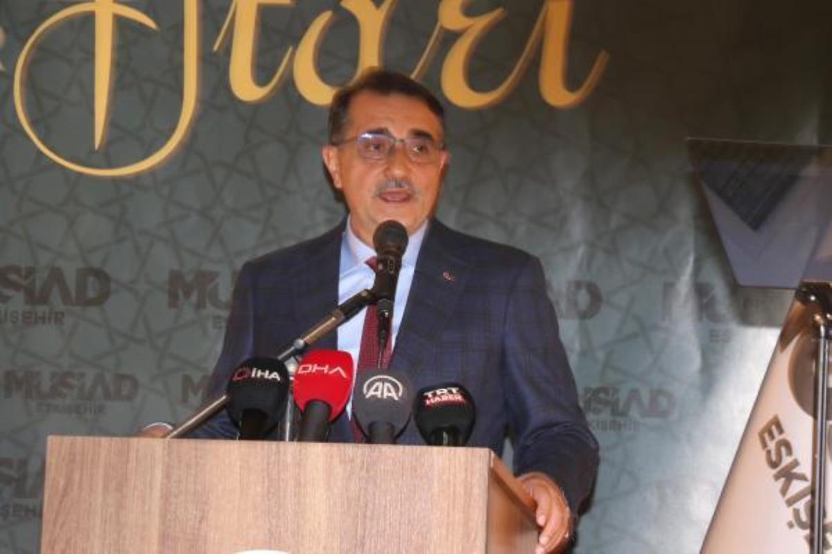 Güç ve Doğal Kaynaklar Bakanı Fatih Dönmez iftar yemeğinde konuştu