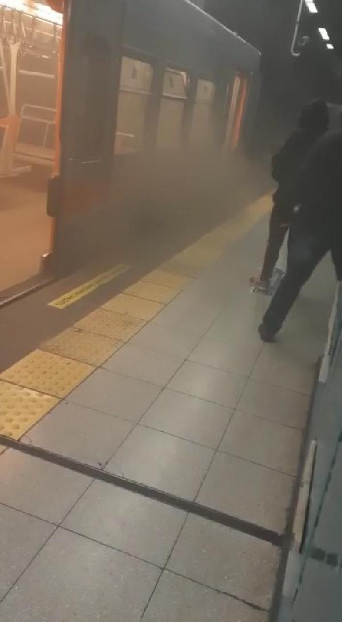 İstanbul'da Metroda Duman Paniği