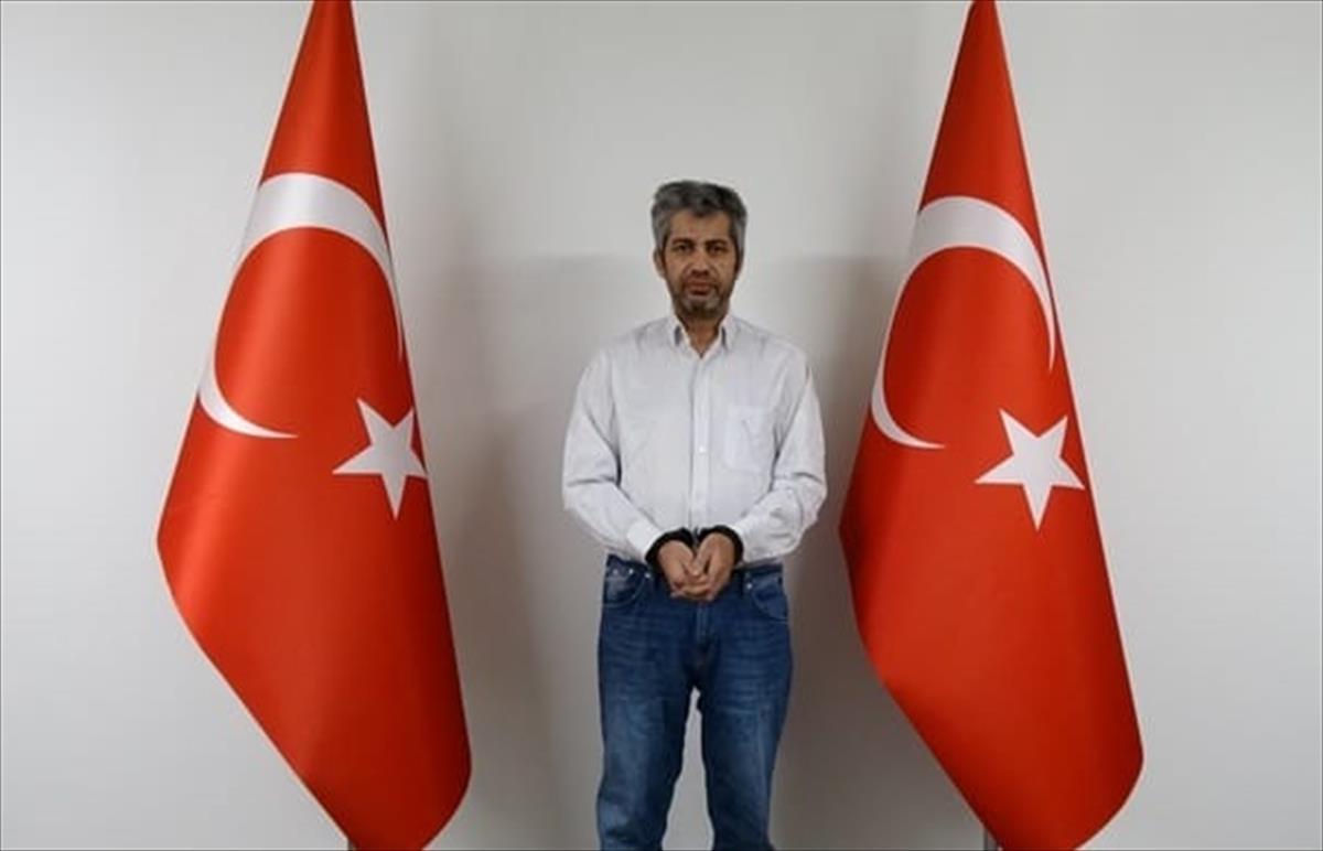 Son dakika! FETÖ'nün yeni finans yapılanmasında yer alan Mehmet Cintosun, MİT tarafından yurt dışında yakalandı