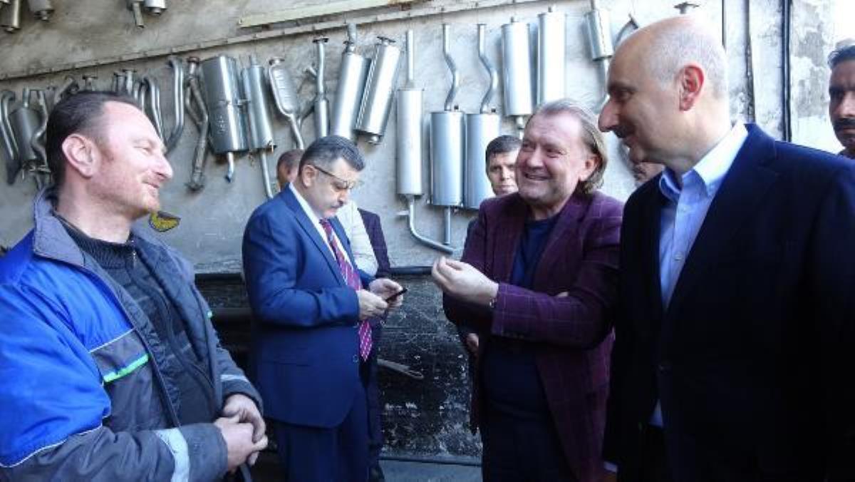 Ulaştırma ve Altyapı Bakanı Trabzon'da esnaf ziyaretinde bulundu
