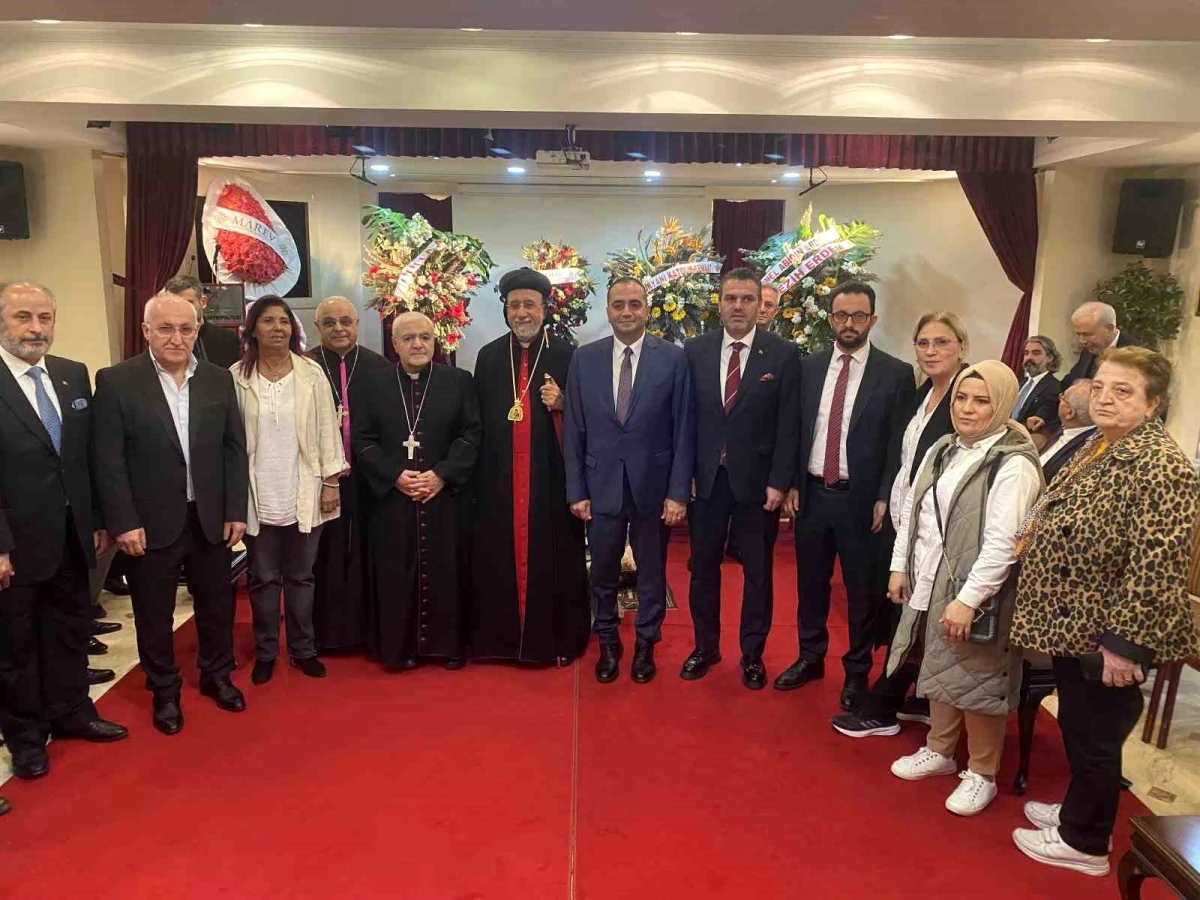 AK Parti İstanbul Milletvekili Adayı Sevan Sıvacıoğlu Süryani Kilisesi'ni Ziyaret Etti