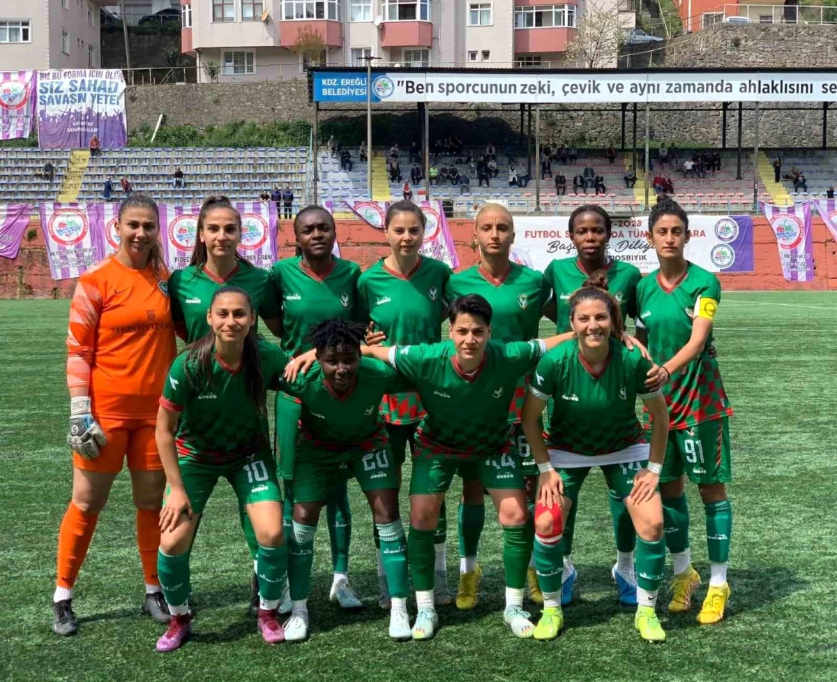 Amedspor Bayan Futbol Grubu play-off birinci maçında berabere kaldı