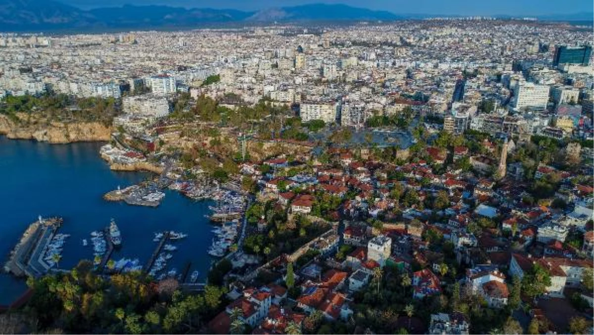 Antalya'da Yabancı Konut Yatırımı Artarak Sürüyor