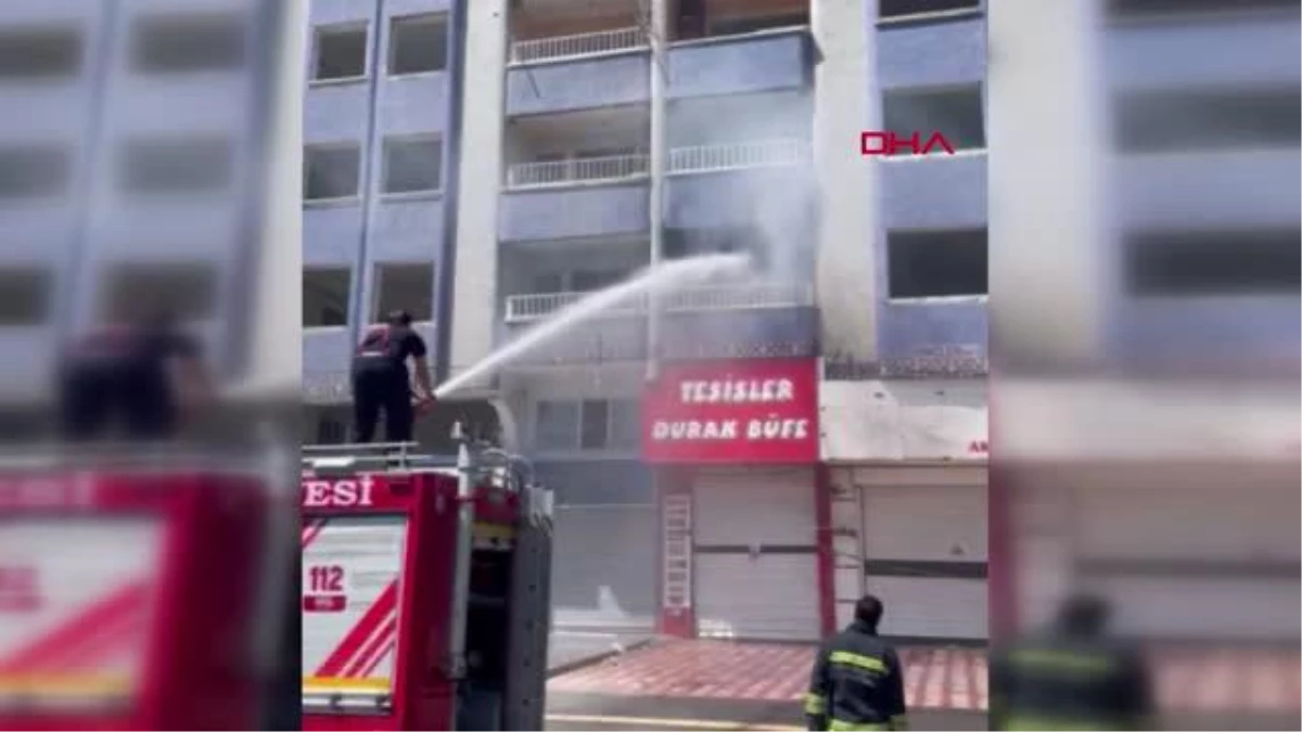 Diyarbakır'da zelzelede hasar gören apartmanda yangın çıktı