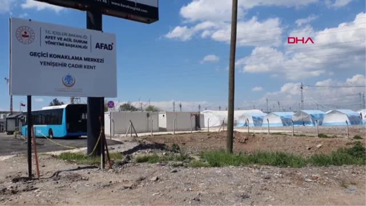 Diyarbakır'daki Depremzedeler İçin Kurulan Çadır Kentteki 942 Çadır AFAD'a Kaldırıldı