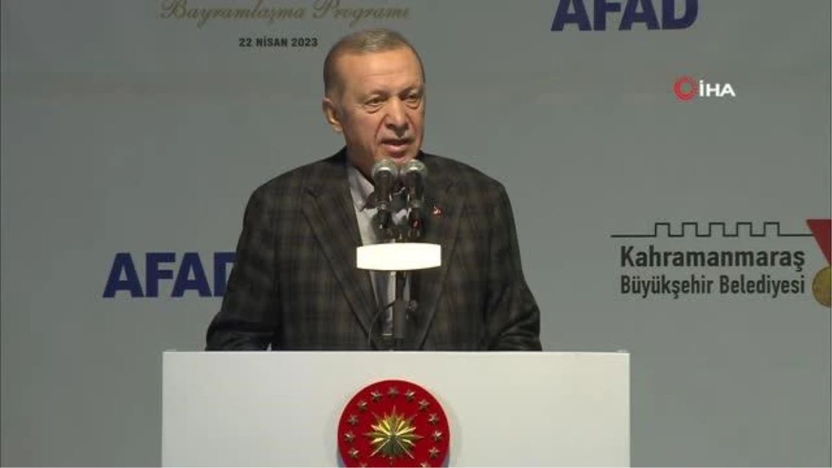 Erdoğan: Etnik köken mezhep tartışması karanlık pazarlıkları gizlemek için açılıyor