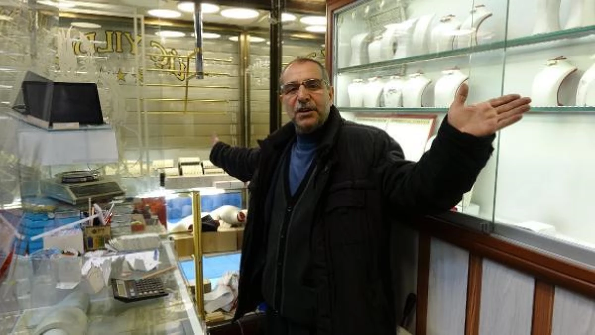Erzurum'da Kuyumcu Dükkanı Soyuldu: 23 Kilo Altın Çalındı