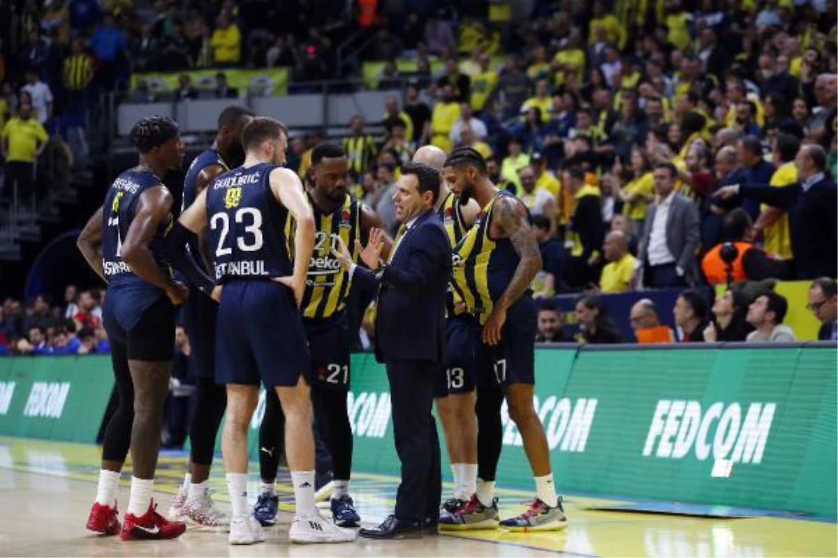 Fenerbahçe, Dörtlü Final amacıyla Olympiacos karşısında