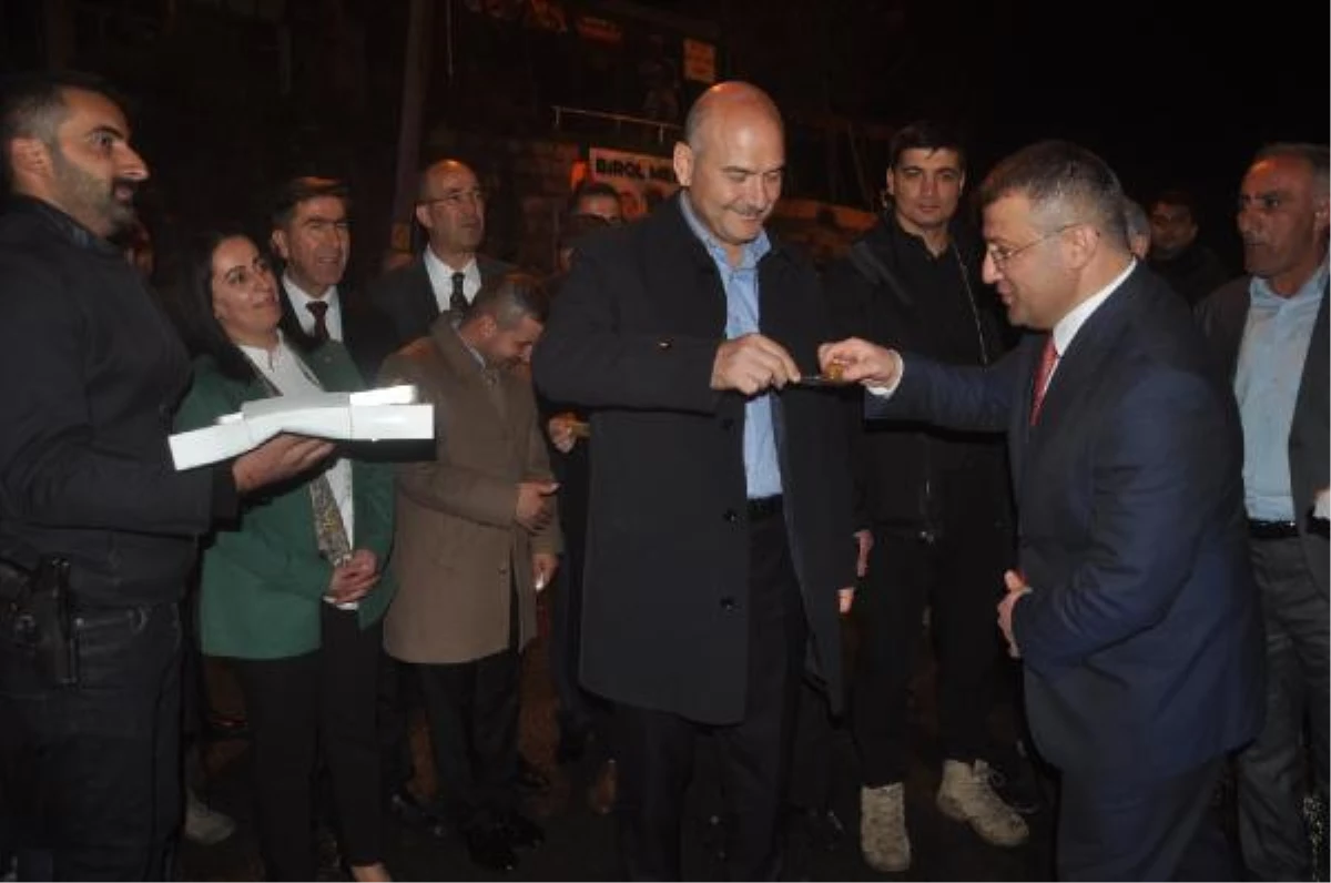 İçişleri Bakanı Süleyman Soylu Hakkari'de Askerlerin Bayramını Kutladı