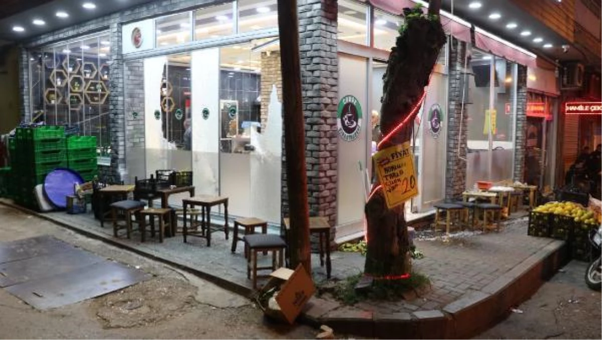 İzmir'de Kıraathane Saldırısı: 1 Meyyit, 5 Yaralı