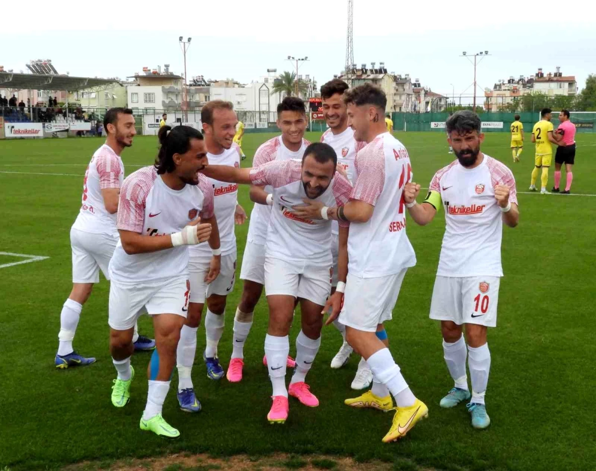 Kepezspor Muşsporu'nu 3-1 Yenerek İkinciliğini Korudu