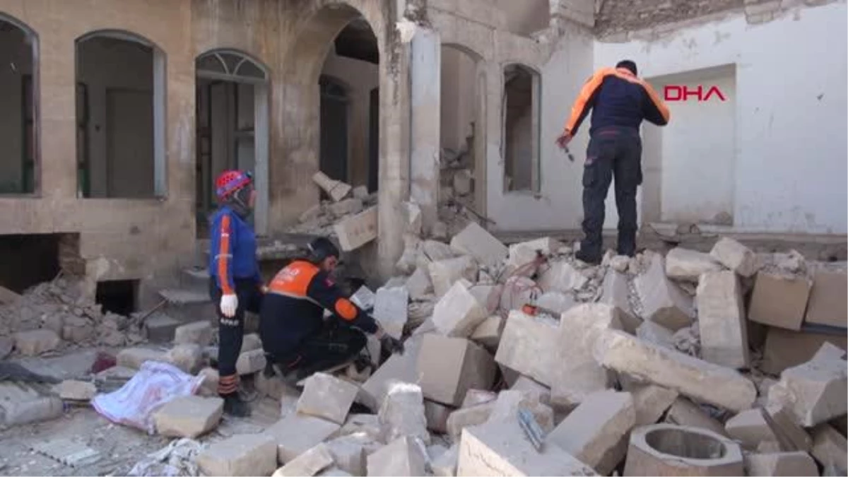 Kilis'te Zelzele Sonrası Boşaltılan Bina Çöktü
