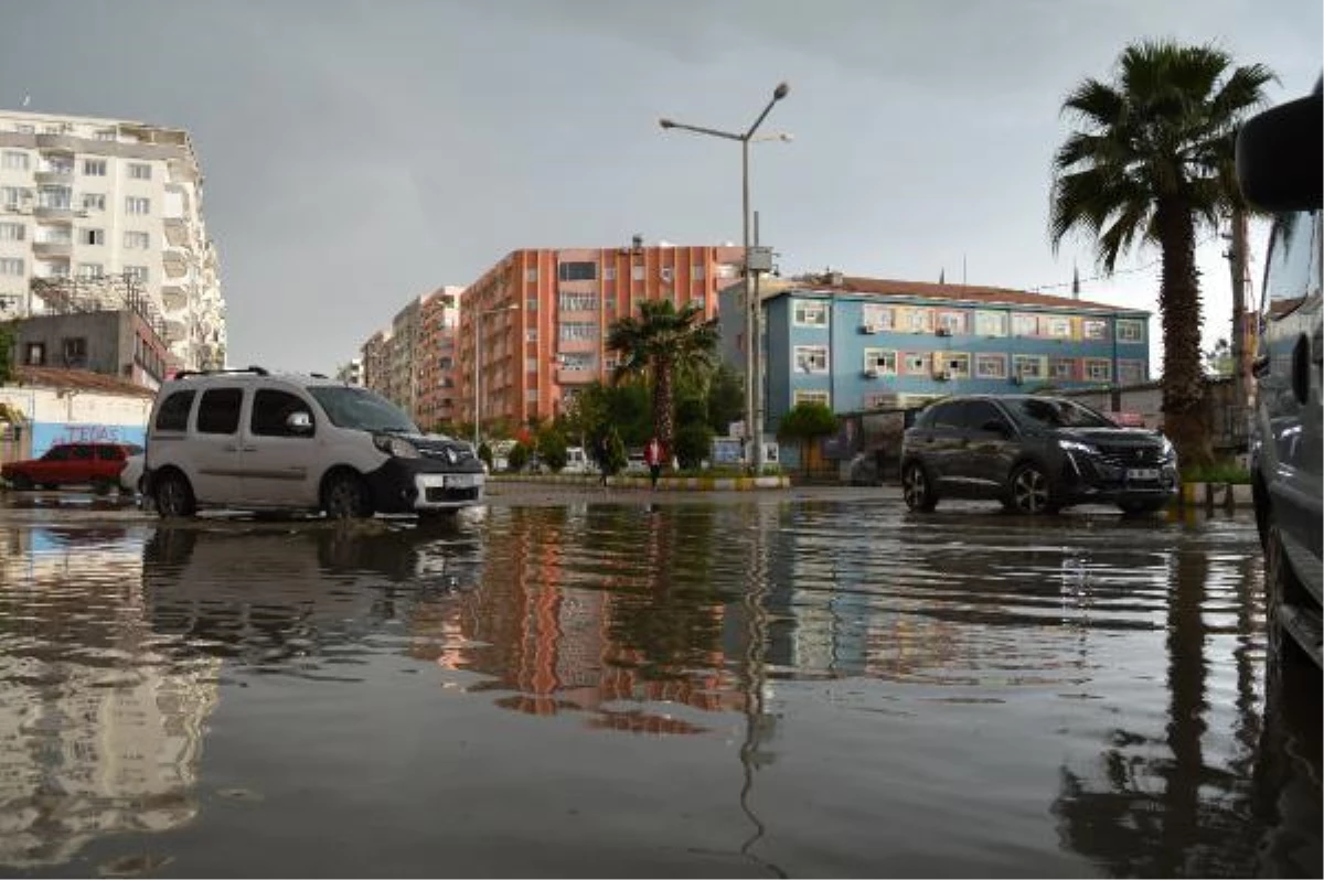 Mardin'de Sağanak Yağış Hayatı Olumsuz Etkiledi