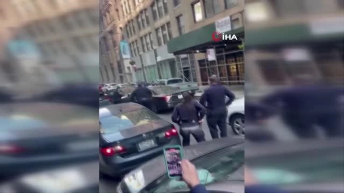 New York'ta dur ihtarına uymayan şoför restoranın içinden kaçtı: 1 yaralı