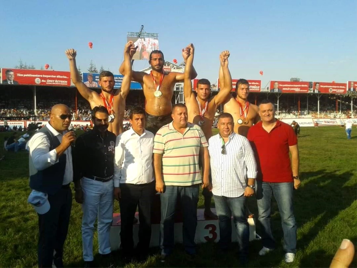 Pamukkale Belediyespor Güreşçisi Antalya'da Derece Aldı