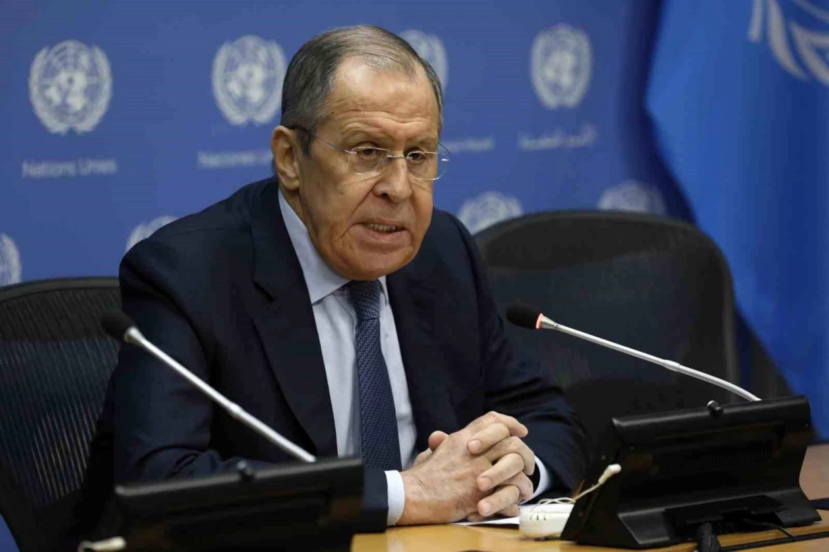 Rusya Dışişleri Bakanı Lavrov: Batı yeni savaş hazırlıkları yapıyor