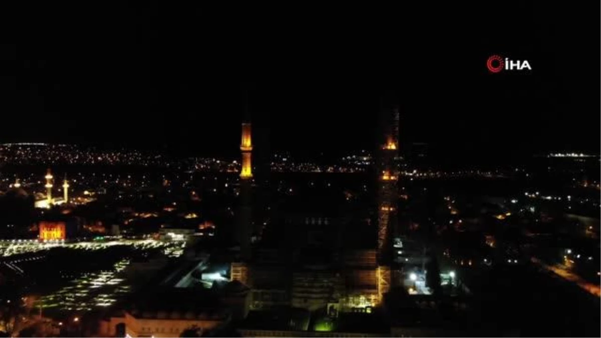 Selimiye Mosque hosts last Tarawih prayer of Ramadan