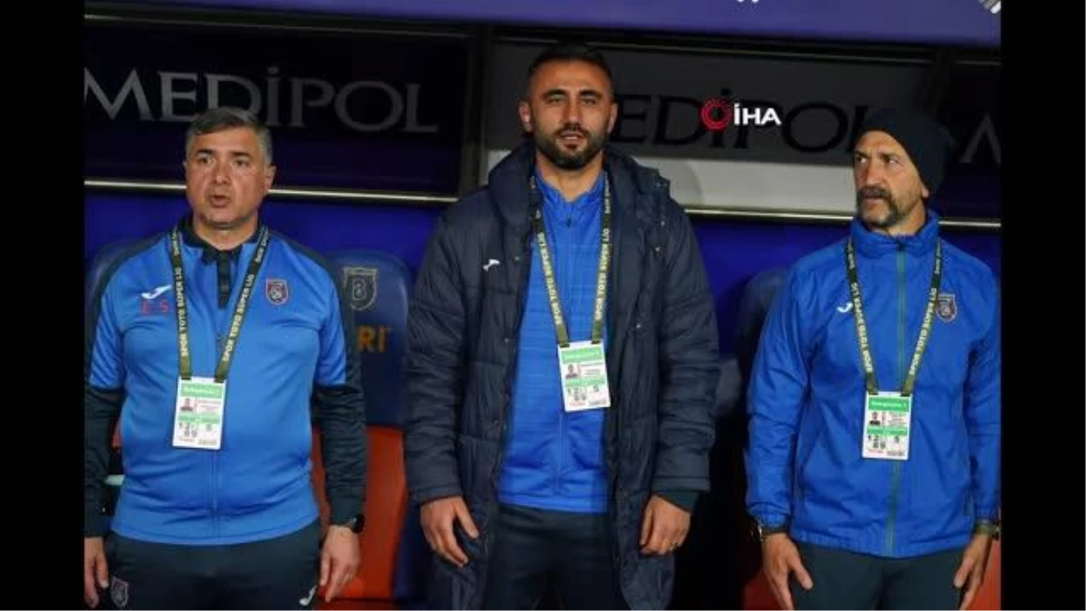 Spor Toto Muhteşem Lig: Medipol Başakşehir: 1 - Fenerbahçe: 0 (İlk yarı)