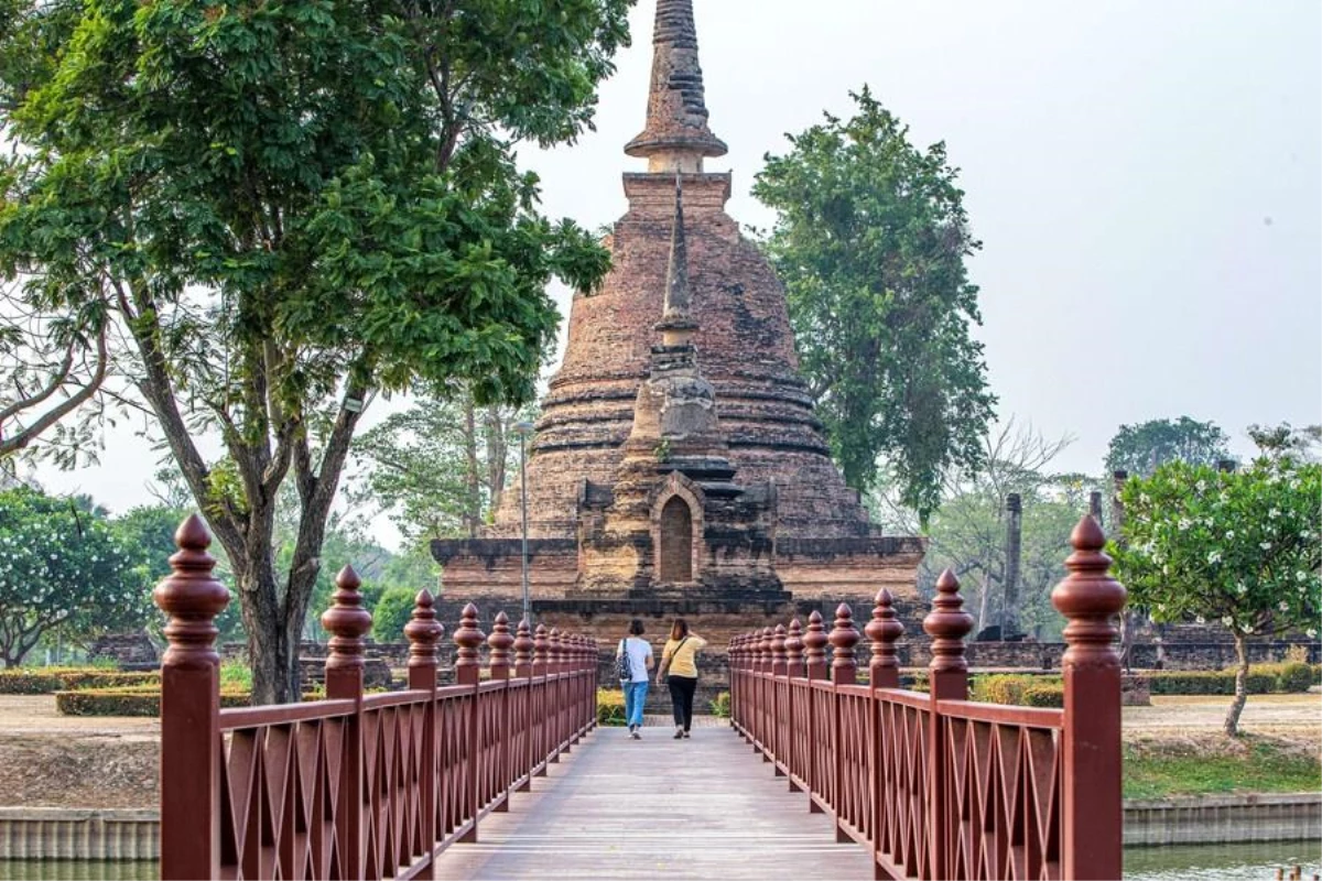 Tayland'daki Tarihi Sukhothai Kasabası Turizm İçin Odak Noktası
