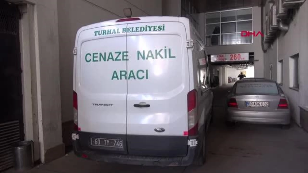 Turhal'da Eski Eşi Tarafından Öldürülen Ahmet Göktaşın Cenazeleri Tokat'a Getirildi