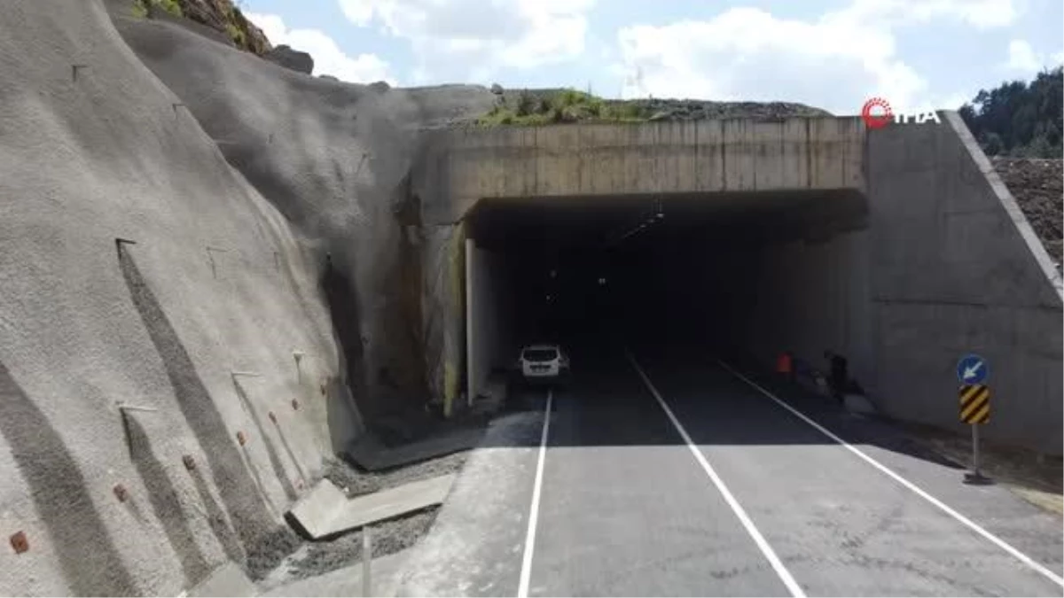 Adana-Kayseri ortasında 528 ve 327 metrelik tüneller hizmete açıldı
