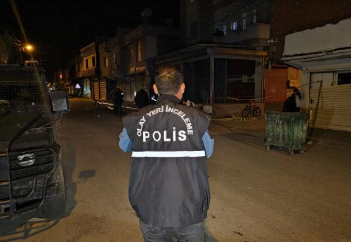 Adana'da Tantuni Yiyen Kişi Akında Yaralandı
