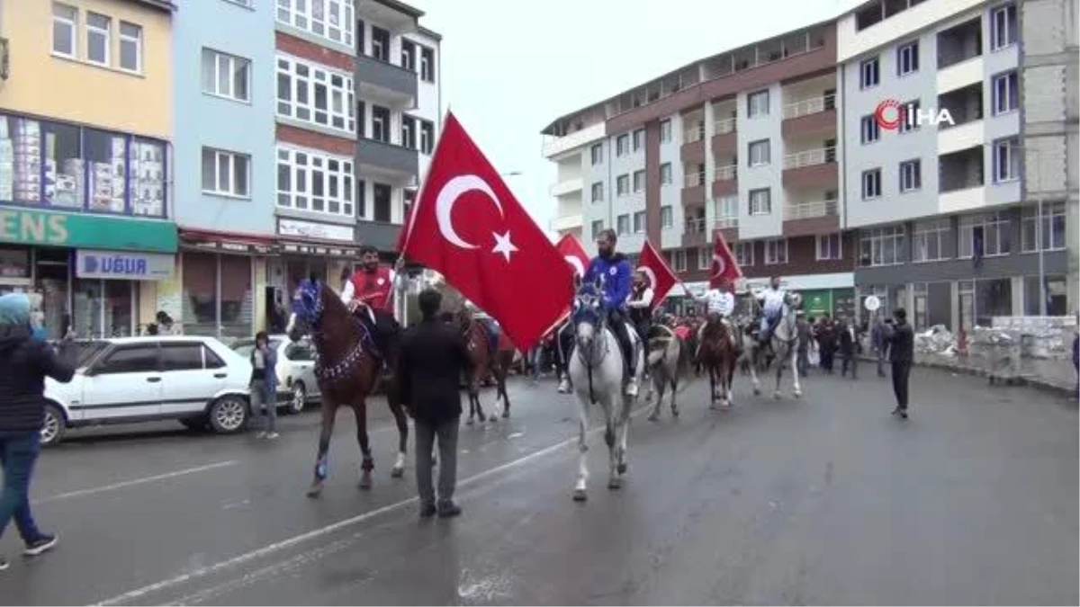 AK Parti Genel Lider Yardımcısı Özhaseki'yi atlı ciritçiler karşıladı