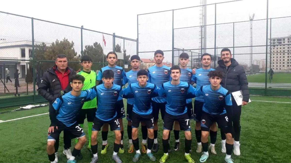 Atletikspor reaches the final in Kayseri U-18 Football League
