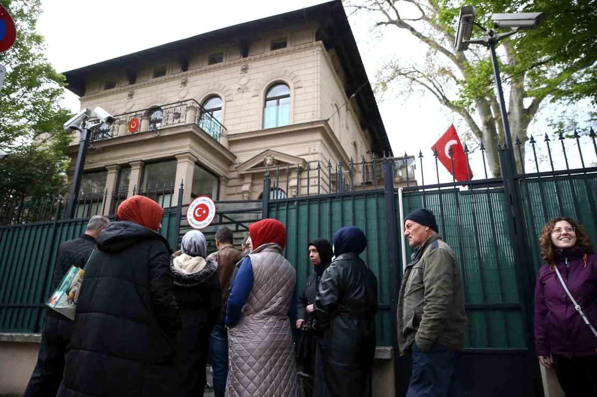 Avusturya'da Türkiye'de yapılacak seçimler için oy verme süreci başladı