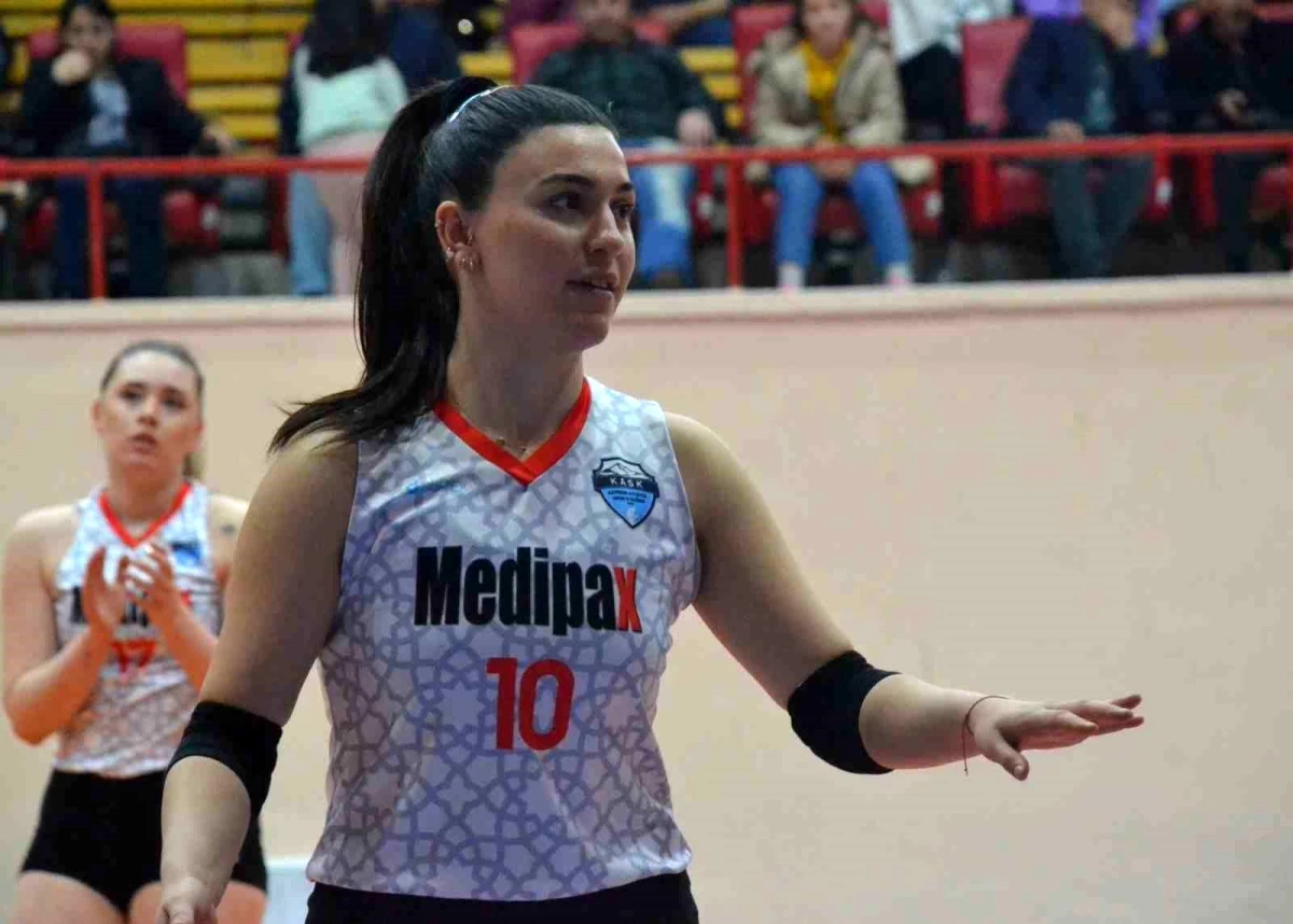 Bilecik Belediyesi Spor ve Gençlik Kulübü, Beril Tozluyu takımına kattı