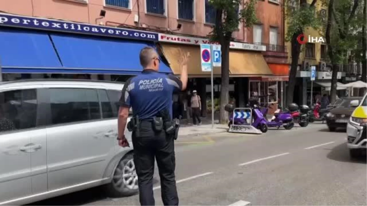 İspanya'da güvenlik güçlerinden kaçan araç yayalara çarptı: 2 meyyit, 3 yaralı