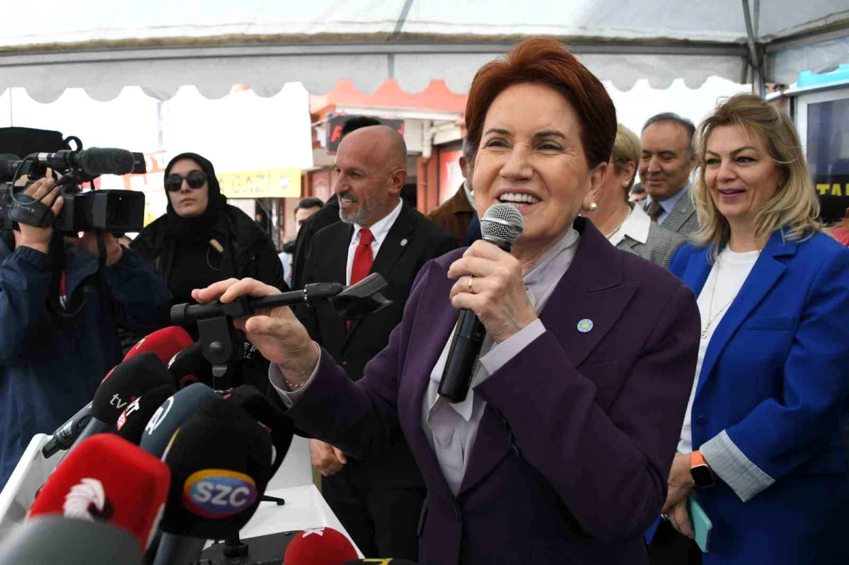 ÂLÂ Parti Genel Lideri Meral Akşener Türkiye için egosundan vazgeçen insanlarız dedi